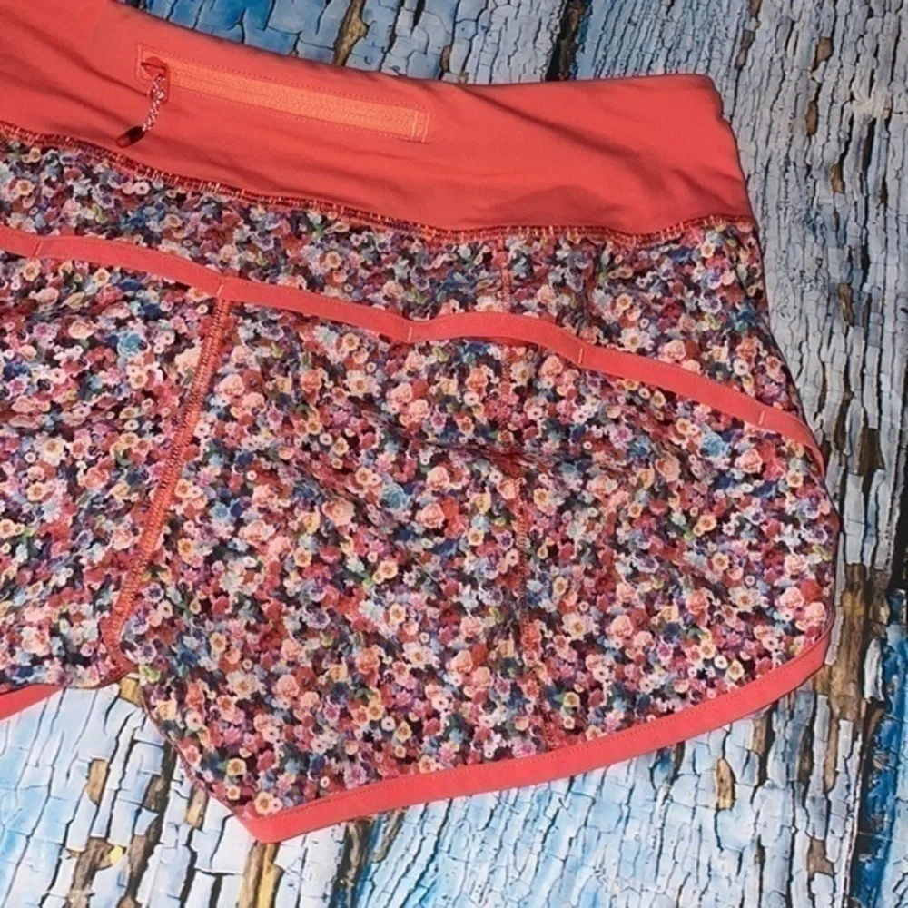 Lululemon Run Speed Short *4-way Stretch in Prism Petal Multicolor Floral Shorts
